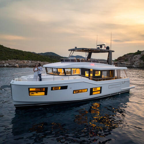 Grand Trawler 63 ext1