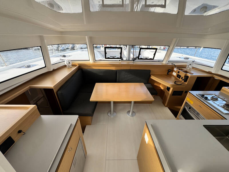 Excess 11 occasion int1