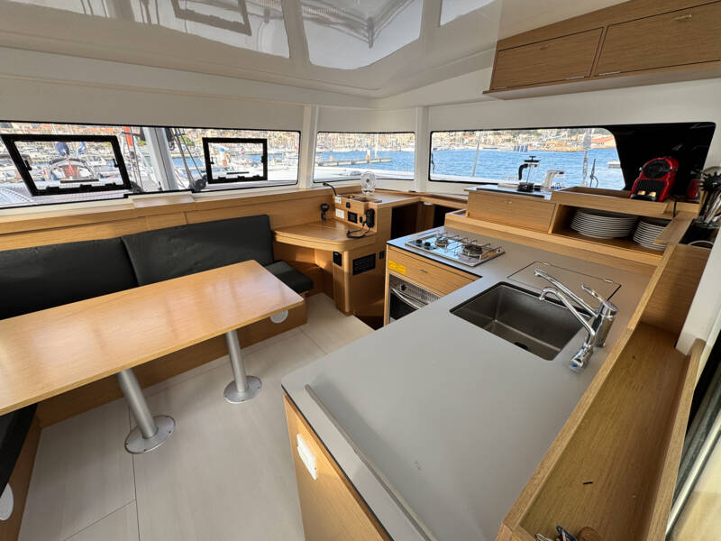 Excess 11 occasion int2