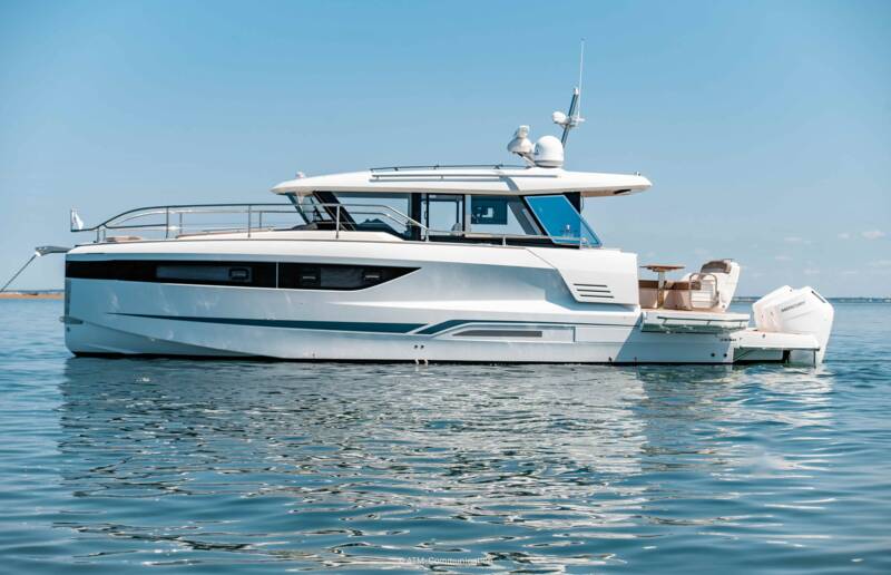 44 EXPLORER 2