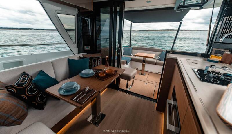 44 EXPLORER 4