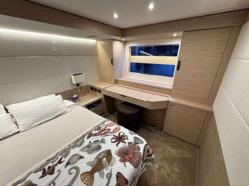 GRAND TRAWLER 62 18