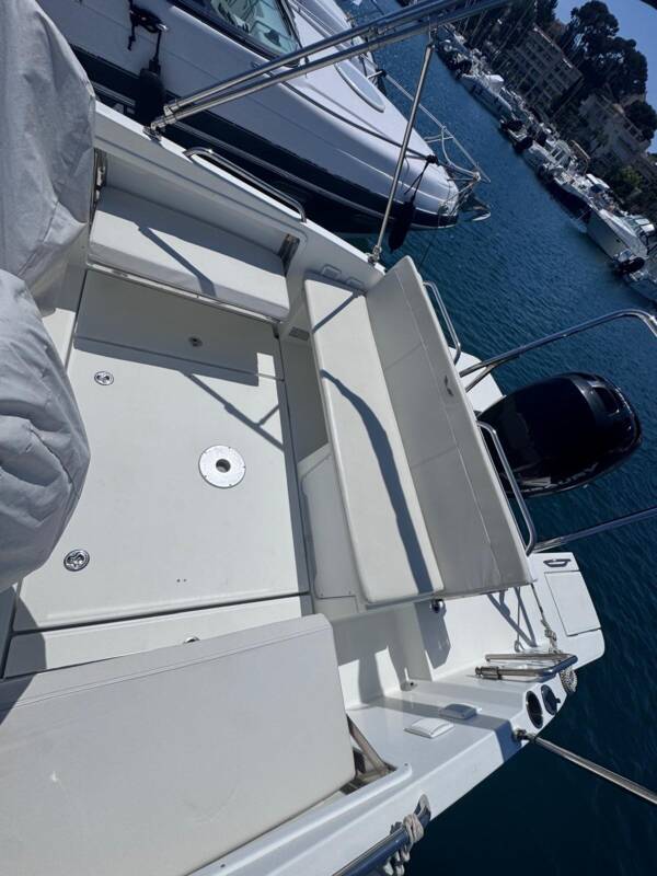 FLYER 8 SUNDECK 6