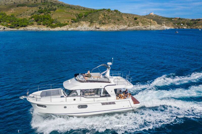 SWIFT TRAWLER 41 FLY 3