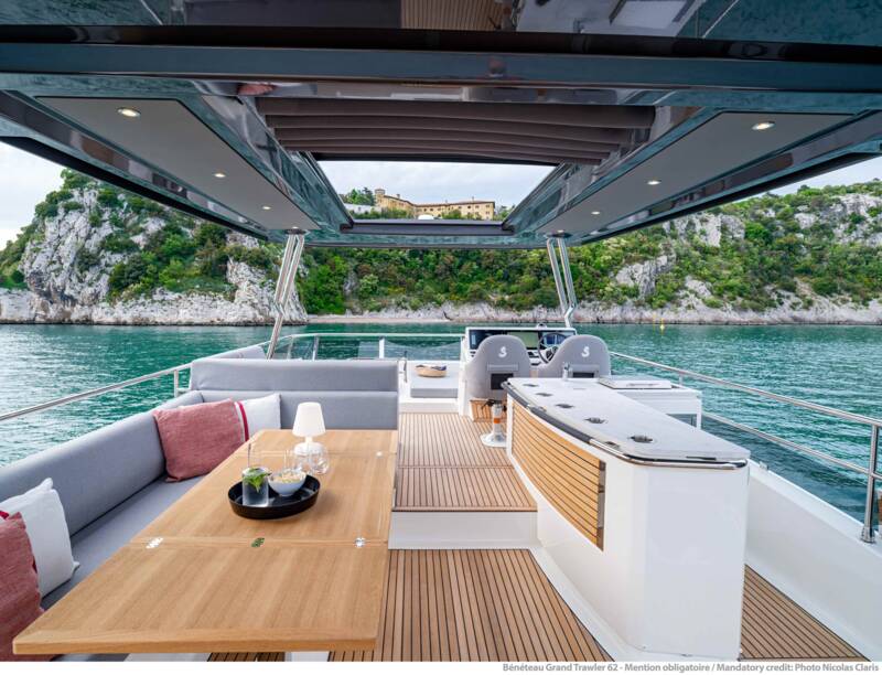 GRAND TRAWLER 62 7