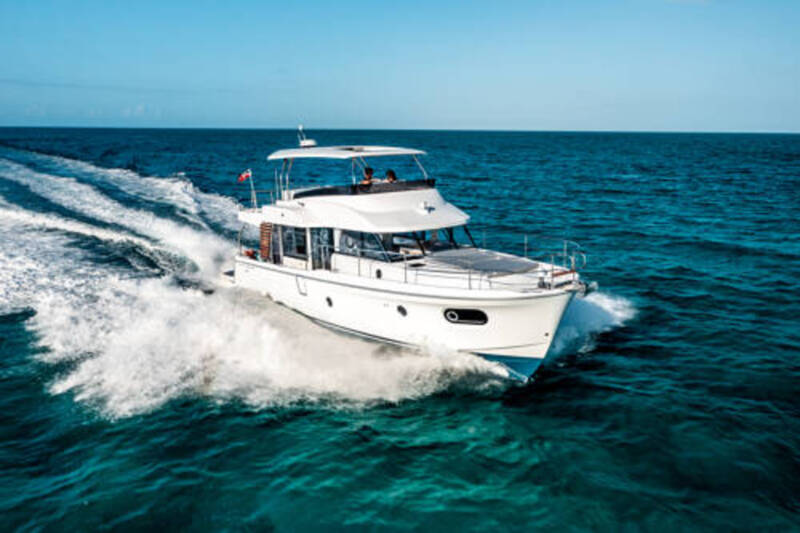 SWIFT TRAWLER 48 1