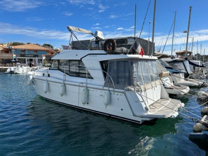 SWIFT TRAWLER 30 3
