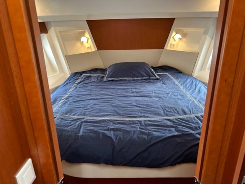 SWIFT TRAWLER 30 9