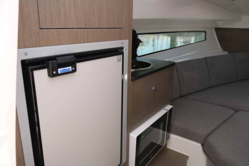 FLYER  8 SUNdeck v2 8