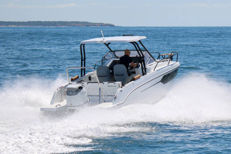 FLYER 8 SUNdeck v2 1