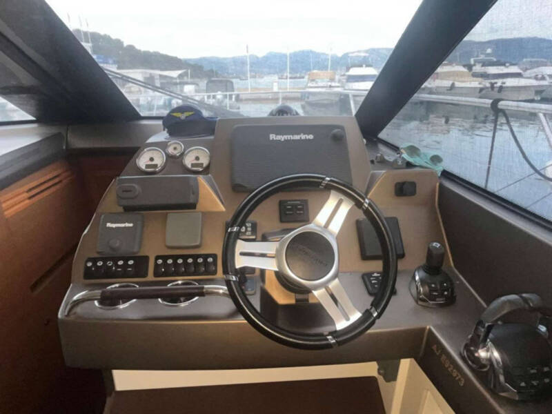prestige 450 fly 8