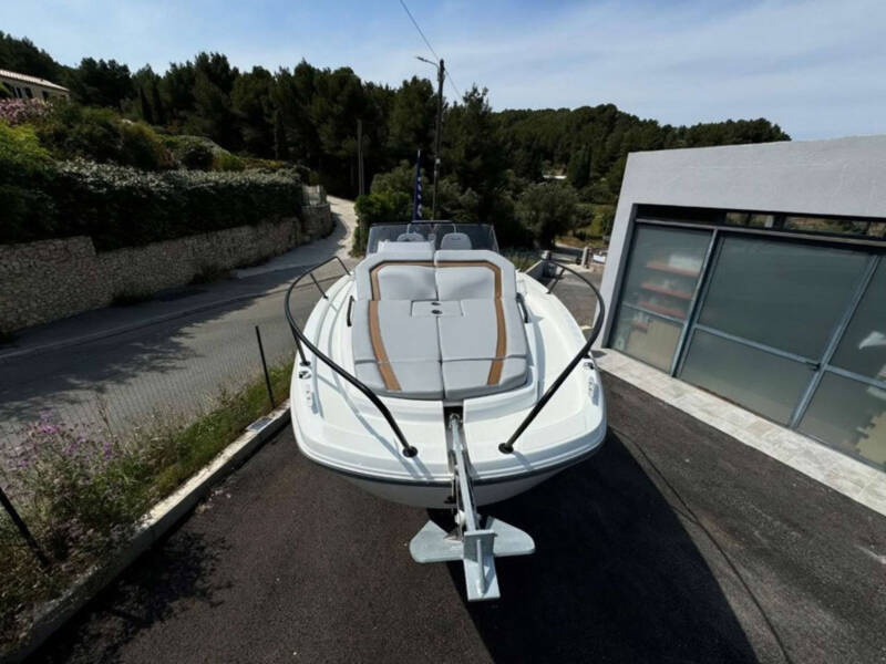 flyer  8 sundeck v2 5