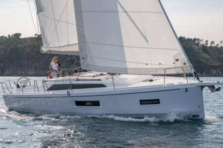 Photo Oceanis 40.1 vs Oceanis 37.1 Extérieur 4